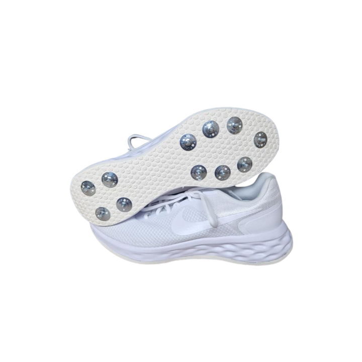 Cricket trainers spiking service