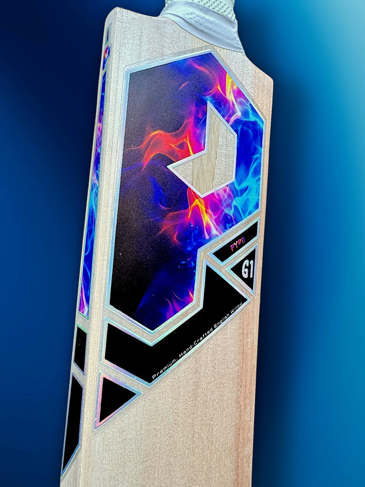 Prophecy Pyro Junior Cricket Bat