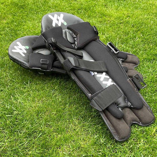 NEXX XX1 Women's Cricket Batting Pads - Black