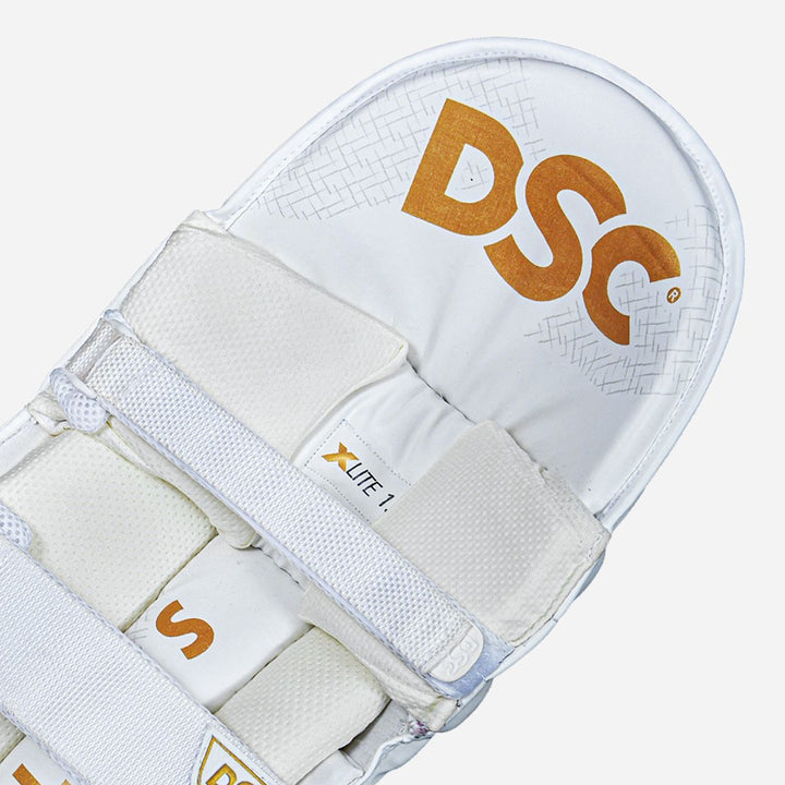 DSC Xlite 1.0 Batting Pads