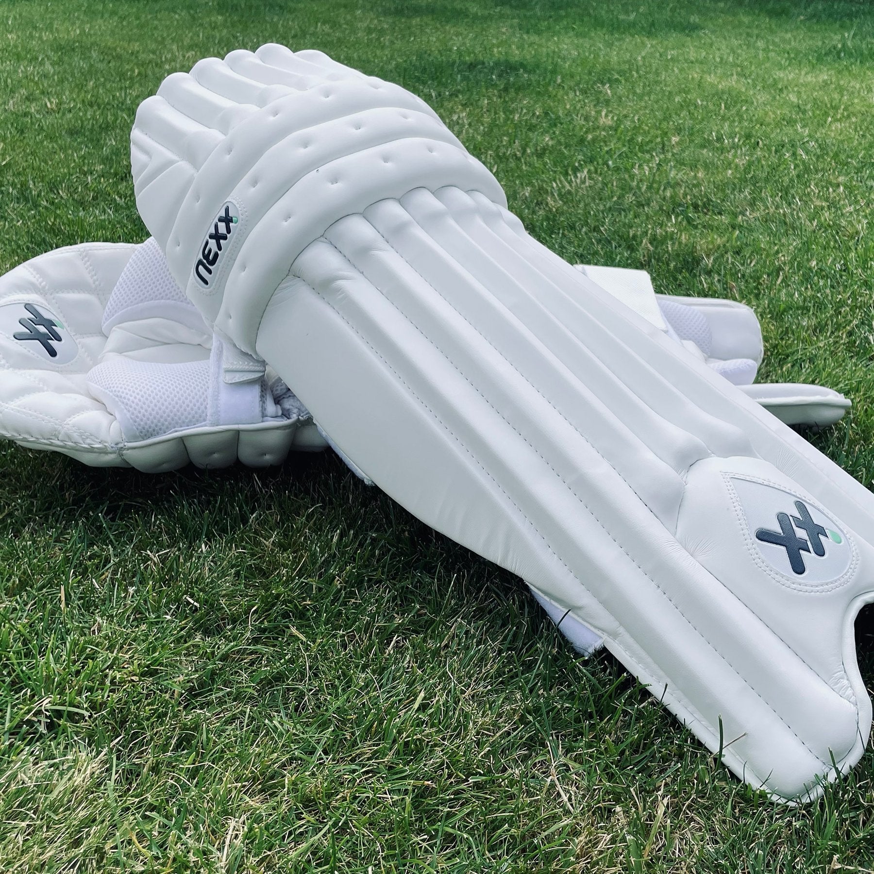 NEXX XX3 Girl's Cricket Batting Pads